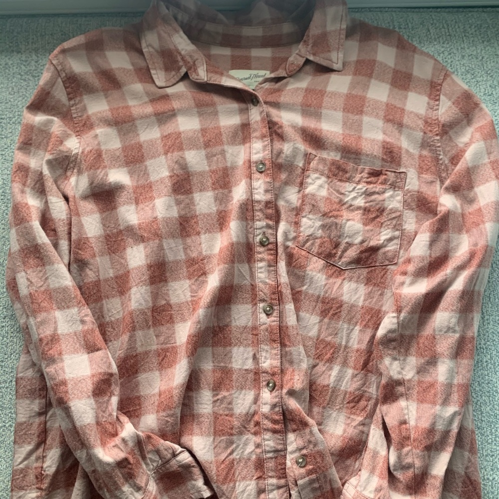White/Salmon flannel